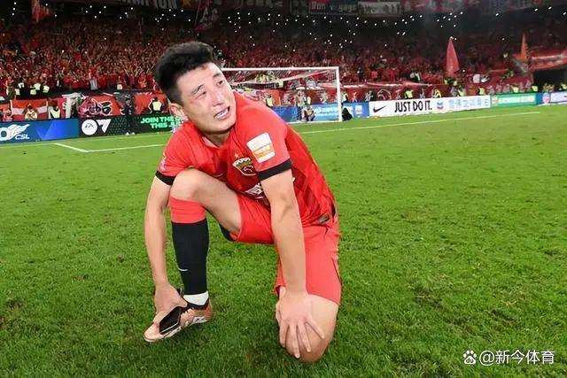 包含激动人心！中超比赛场面反转惊呆球迷的词条