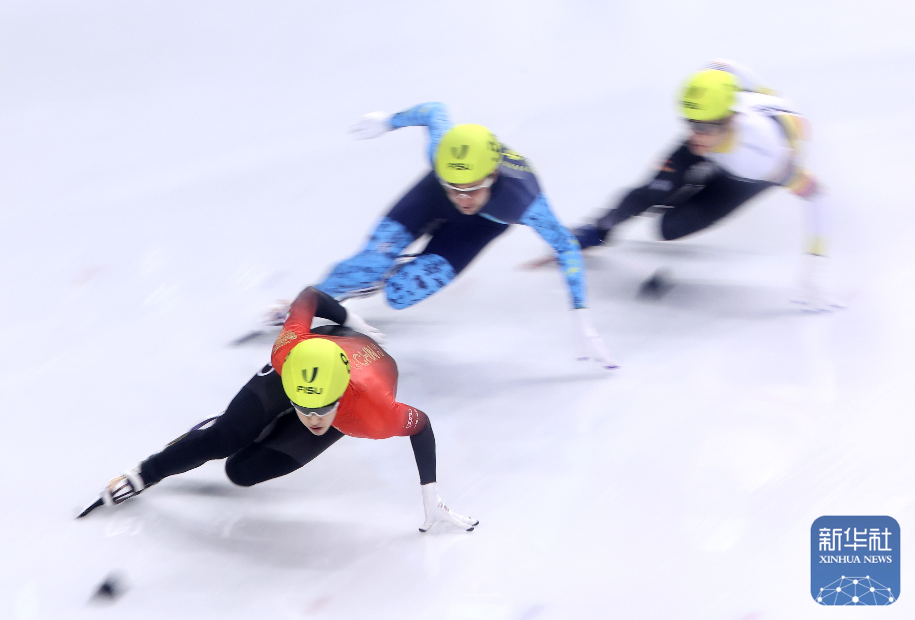 关于短道速滑队备战冬奥，运动员受罚积极训练磨砺的信息